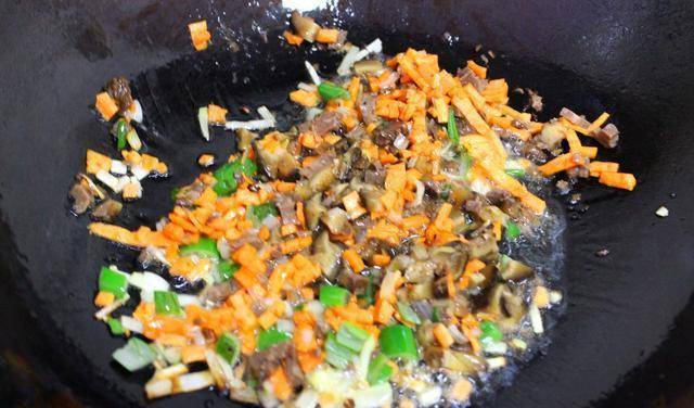 不粘锅哪种材质好一点 fd0dae885c604c548c0aaf26190a100f.jpeg