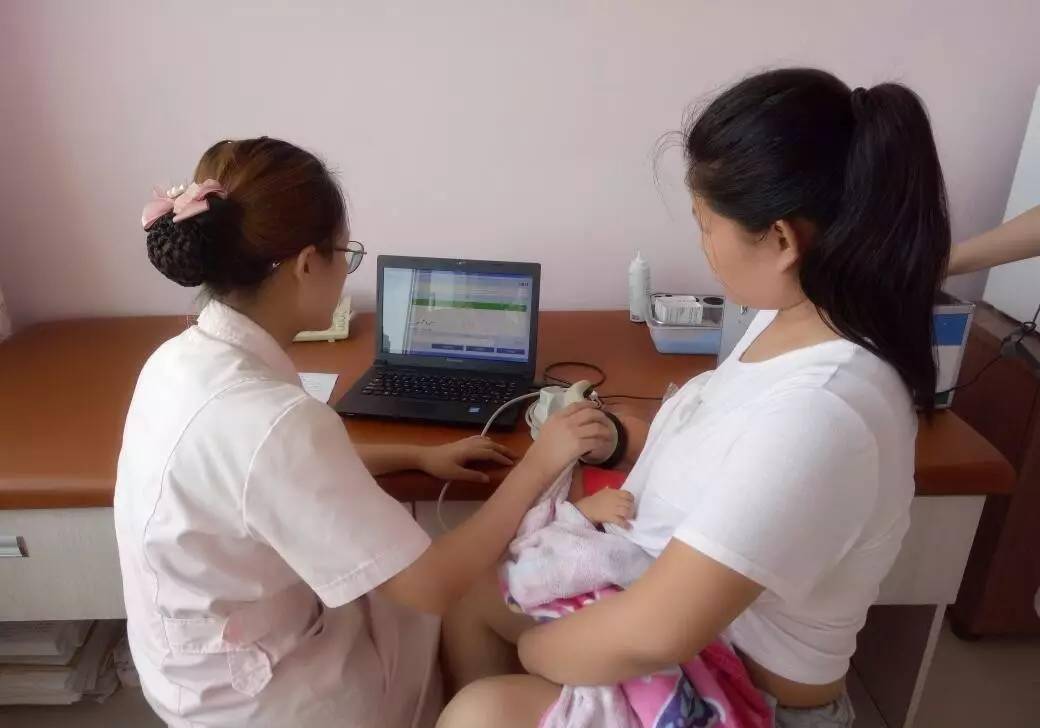 人口|不能指望90后和00后？专家提出生三胎奖励政策，网友却不买账