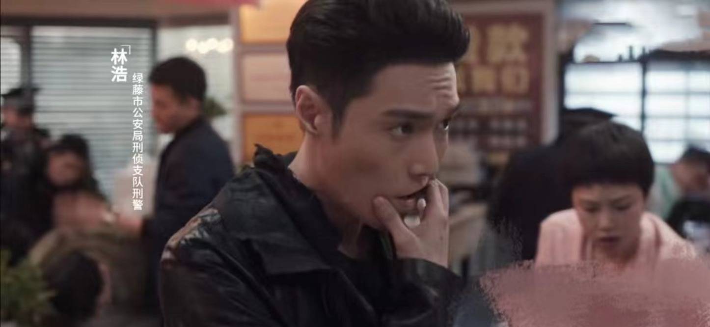 演技|没想到张艺兴还是红四代，家人身份不简单，今凭扫黑风暴再次爆红