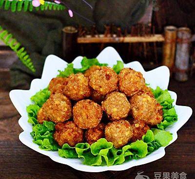 肉丸|#新年开运菜，好事自然来#团团圆圆的香炸猪肉豆腐丸子