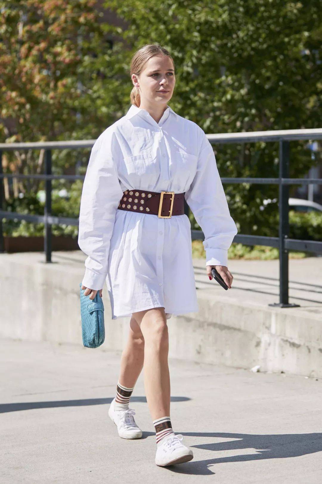 驼色|大半个娱乐圈都在穿，好看极了。