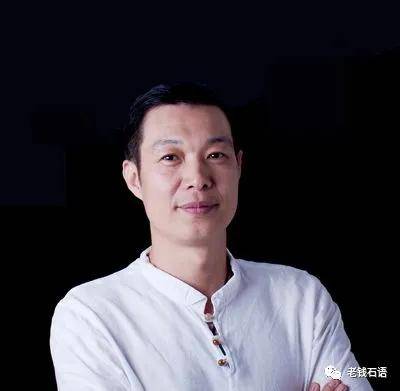 郑良东中国玉石雕刻大师中宝协首饰设计委员会委员广东省玉石雕刻大师福