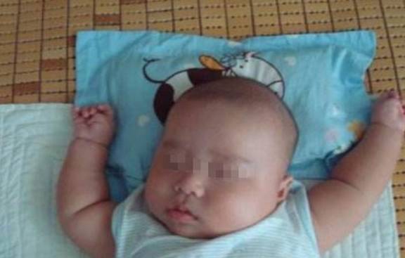 婴儿怎么睡才能保持圆头 2bb977f0bd694a518b845ff2b22e43a1.jpeg