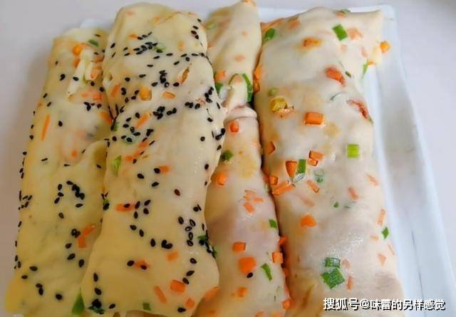 做法|自从学会鸡蛋饼这新做法，我家早餐10分钟搞定，柔软劲道凉了不硬