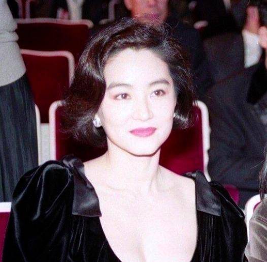 下巴|圆脸显胖，方脸显凶？可别凡尔赛了，还有人求之不得呢