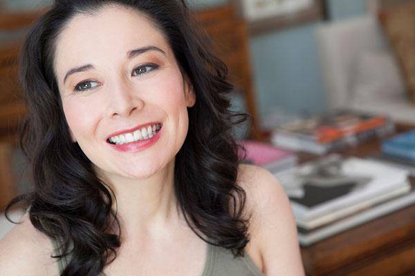 漂亮|女人脸上有这3特征，是越老越“好看”，你若有就偷着乐吧