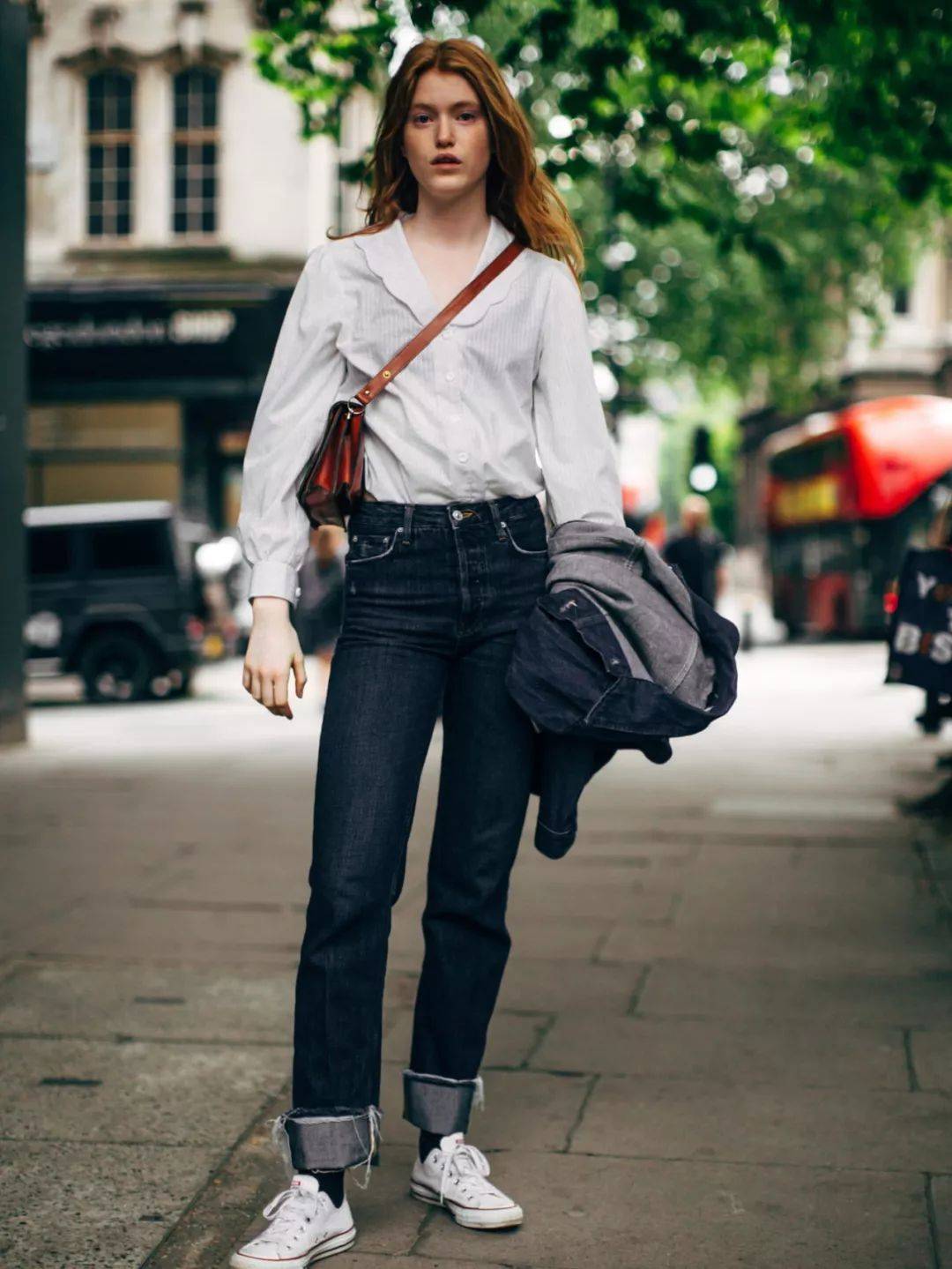 驼色|大半个娱乐圈都在穿，好看极了。