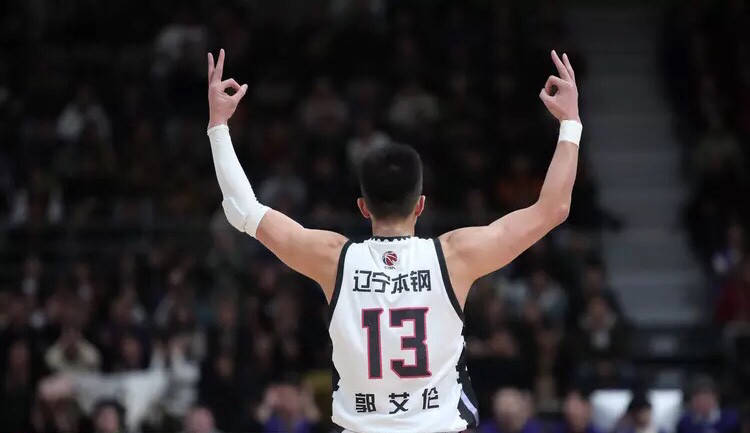 你们说,如果这名北体大的网友,真的与郭艾伦在线下进行篮球1v1,他有没