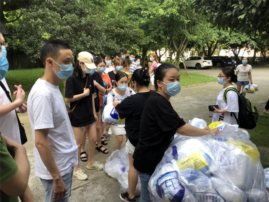 手术|【致敬中国医师】那当医生辛苦吗？