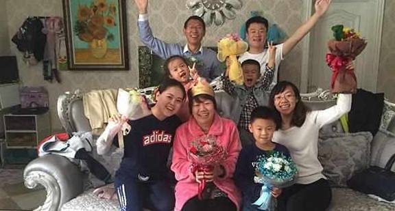 头胎|二胎又是男孩儿，家里人都是什么反应？就服那个顺着墙瘫下去的！