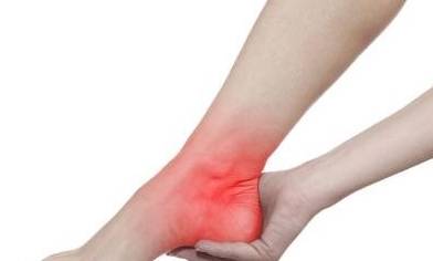 大意|不论男女，脚上出现3种变化，可能是“糖尿病”来找你了，勿大意