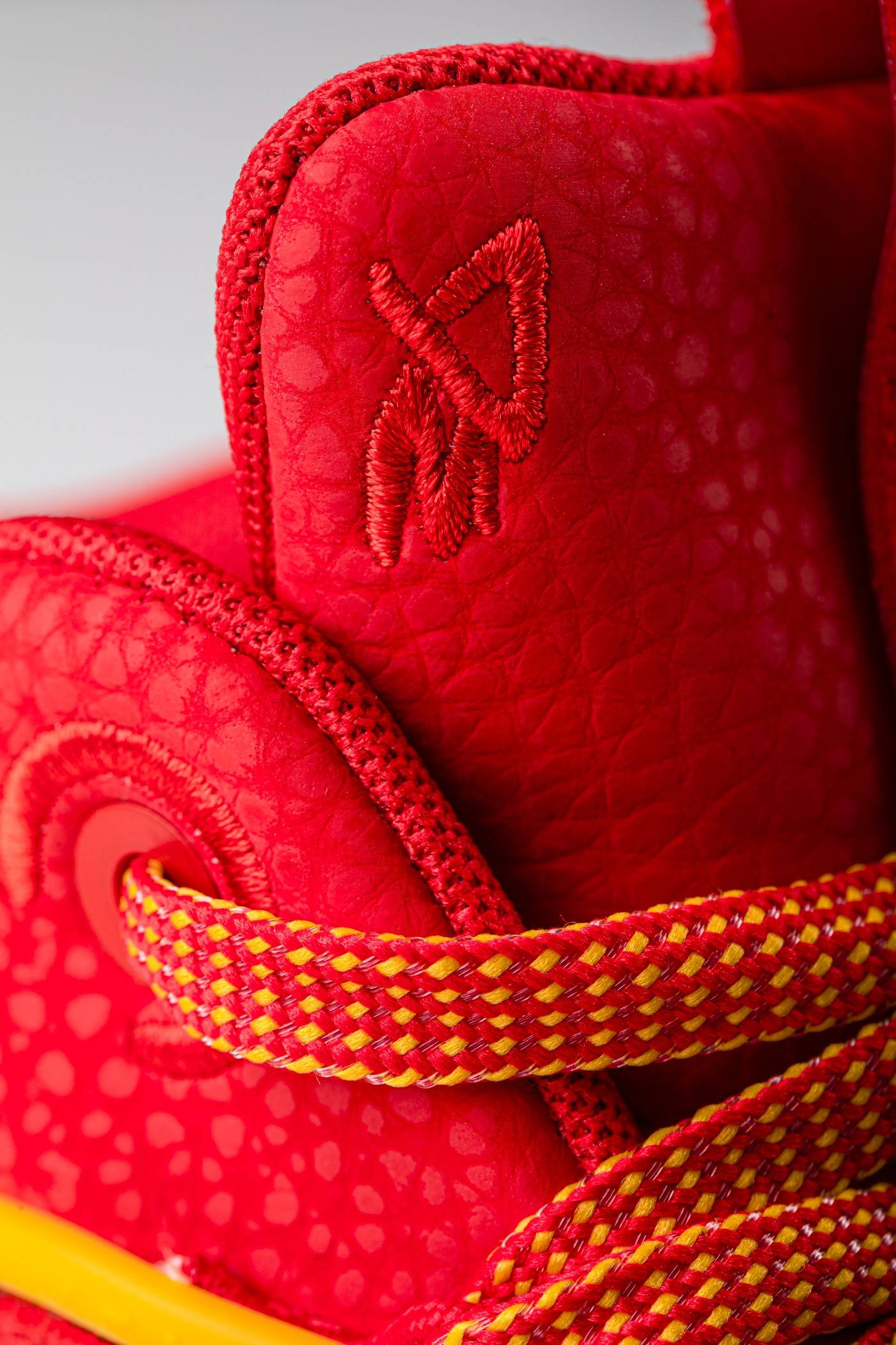 设计|AJ36 绝地反转！只加一个新科技，又甩开所有实战鞋一大截…