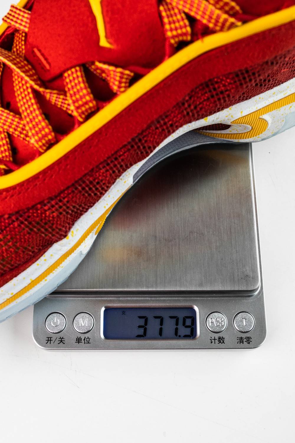 设计|AJ36 绝地反转！只加一个新科技，又甩开所有实战鞋一大截…