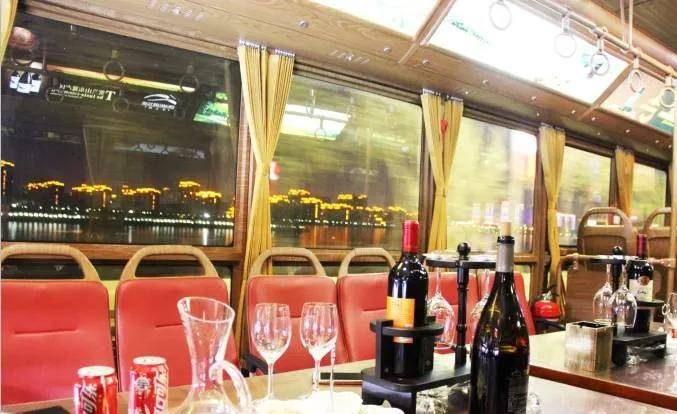 张裕摩|观万亩葡萄长廊,赏贺兰山下酒庄!