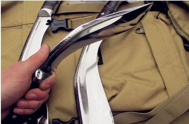 原创全球3大著名军刀第1比三棱军刺还凶悍二战美军用来打扫战场