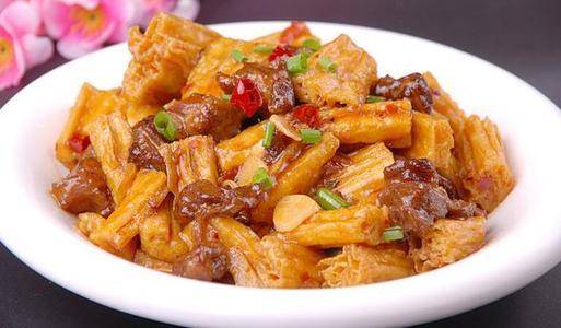 原创肉片烧腐竹腐竹焯水还是直接烧大厨都不对难怪味道不好吃