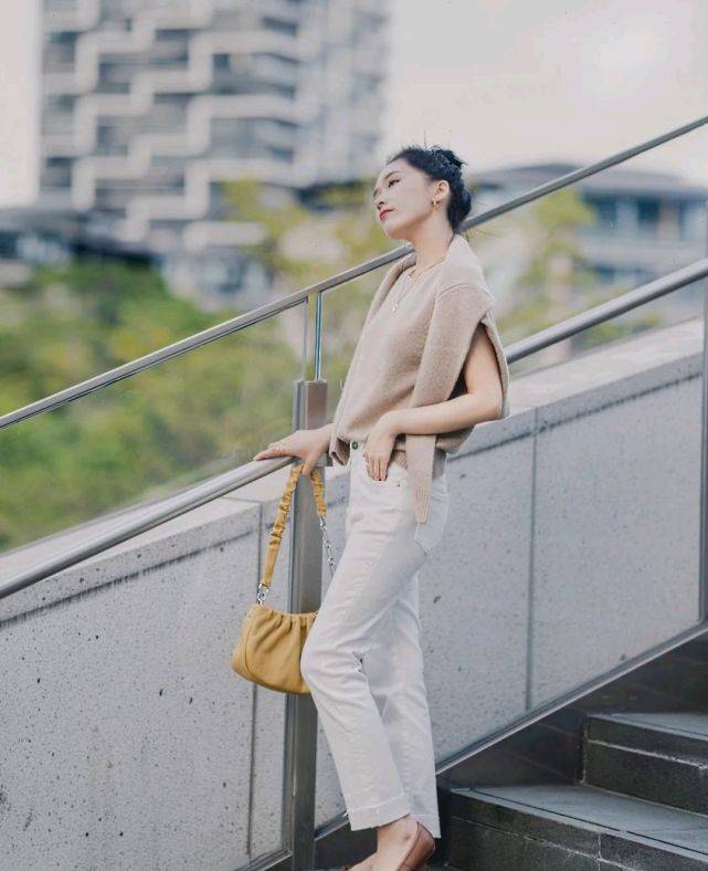 服装|小个子女生的早秋穿搭怎么穿才好看?学会了穿搭技巧,温柔又显高