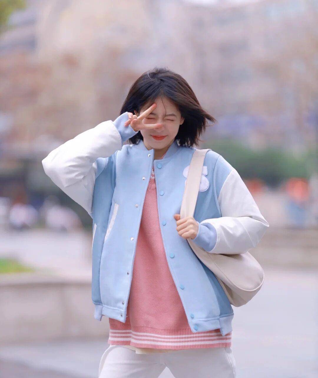 档次|45岁女人以后，建议少穿这3种颜色，邋遢掉档次不说还显老