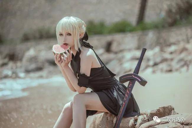 cos正片~《fgo》泳装黑呆_弥生