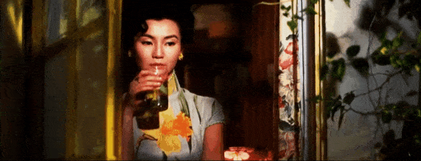 张艺谋|一穿旗袍全现行，hold得住就是风情万种，否则就如同像在过家家！