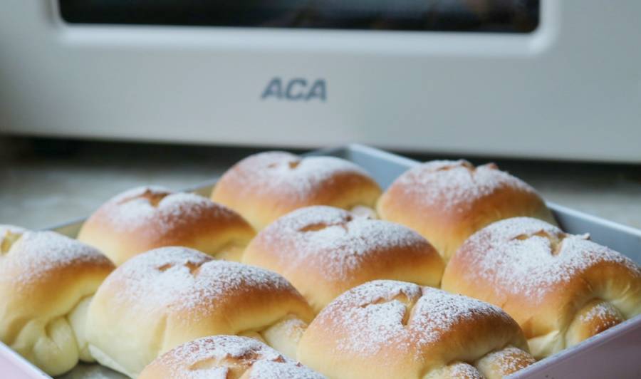 面包|风靡烘焙圈的日式牛奶卷,一次做两盘,开学早餐不愁了