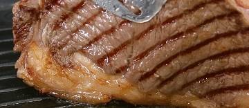 程度|汪小菲带女儿吃早餐,豪华程度“亮瞎”网友:贫穷限制我的想象!