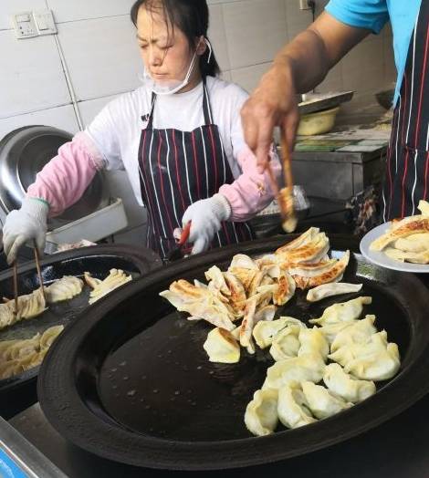 什么|合肥这家不起眼的早点铺，煎包1元一个吃不够，早上9点就卖光