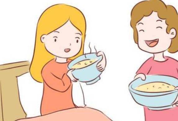 宝爸|坐月子时，婆婆能做到“三不嫌”，多半是把你当亲生女儿对待