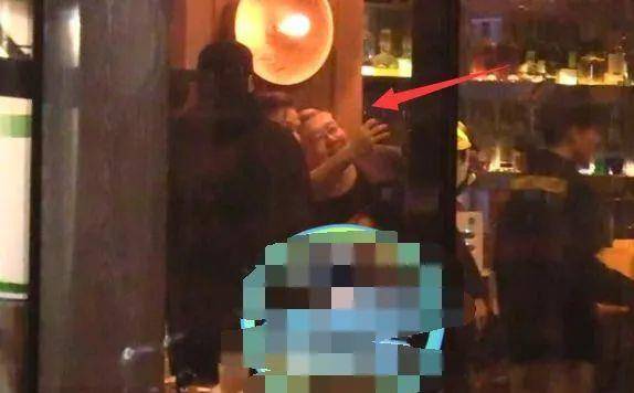 时间|突然，这位明星宣布离婚！