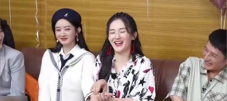 后首|谢娜生二胎后首露面：感谢赵丽颖，有种姐妹情叫做大哥二弟