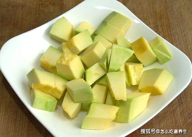 刀把|天冷了早餐就要这样做，里面有菜也有饭，爽滑筋道，营养又暖身