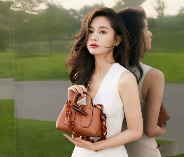 卷发|谁说小个子留长发显矮？这3个“显个”技巧，照着用不显高算我输