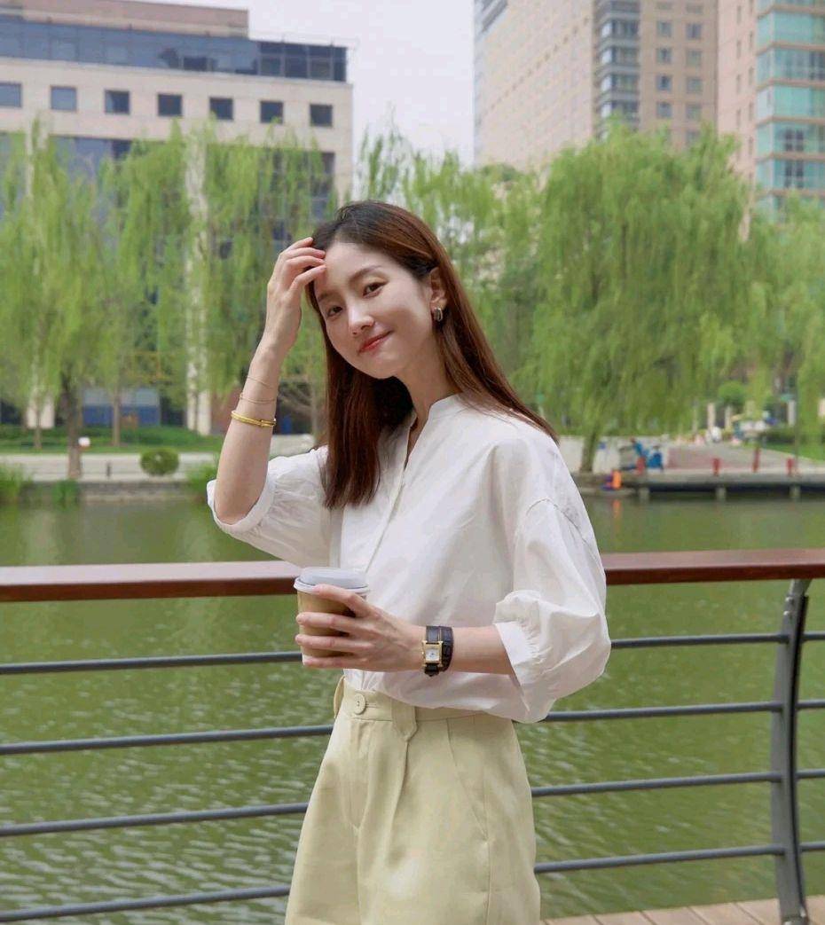 才会|不起眼的基础款服装怎么搭配才好看？只要穿对了，气质不输超模