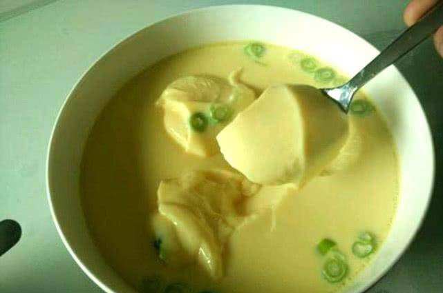 蒸鸡蛋怎么才能切片 75fa9757ed644760979303d730ca5f03.jpeg