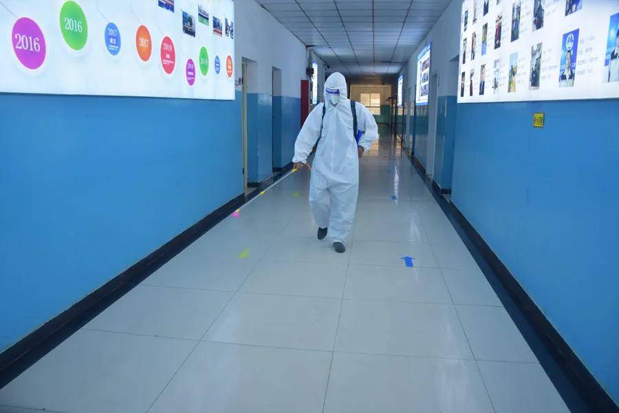 疫情|防疫不松懈，演练筑防线 | 直击西安轨道交通技师学院疫情防控演练现场