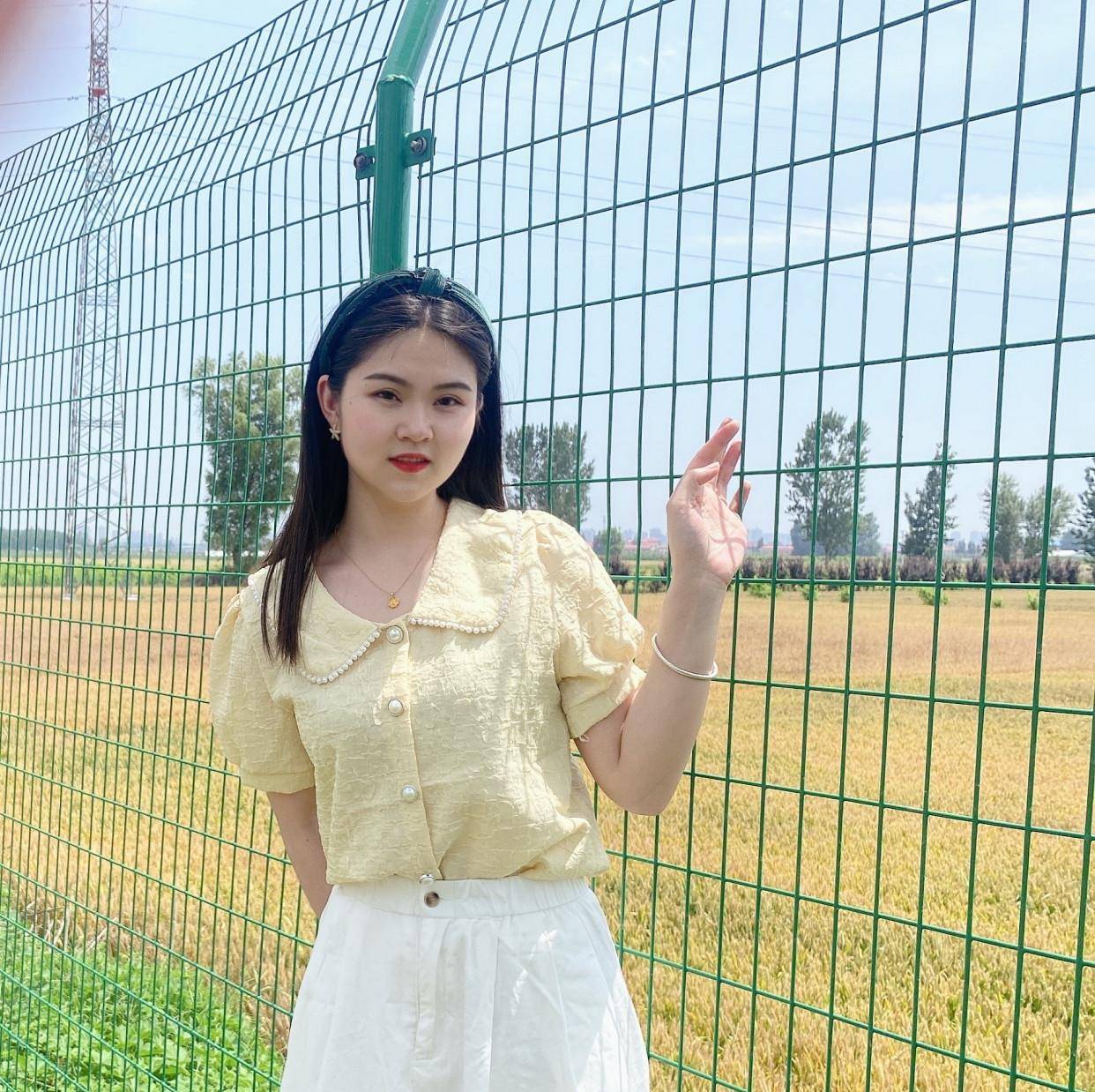 整体|女生穿白色半身裙，选这3款时髦显瘦的款式，减龄好搭配！