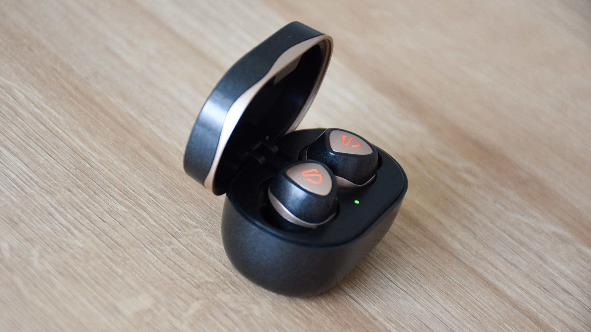 soundpeats泥炭sonicpro双动铁配置音频奥斯卡