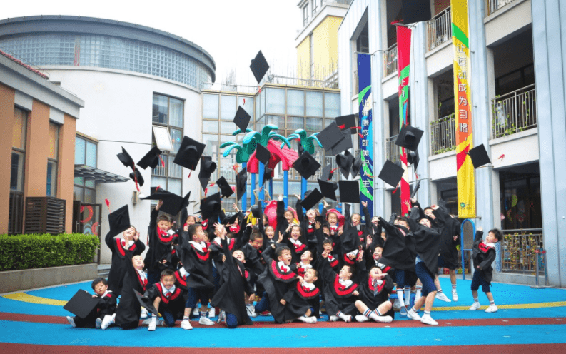 什么|家长呼吁关闭私立幼儿园，是否矫枉过正？教育部的回应来了