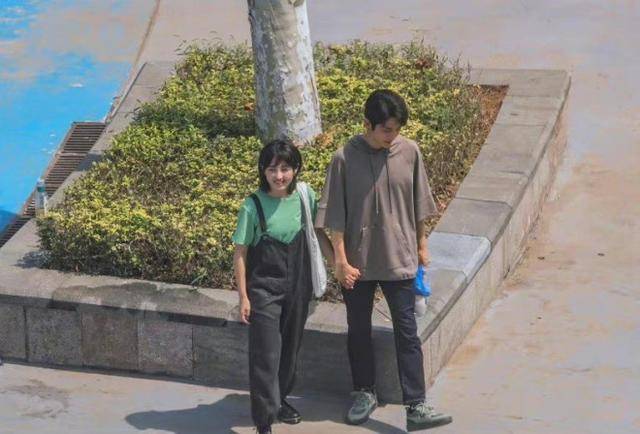 张新成|“张次方”cp路透甜蜜满满，没想到张子枫和张新成竟然意外很搭