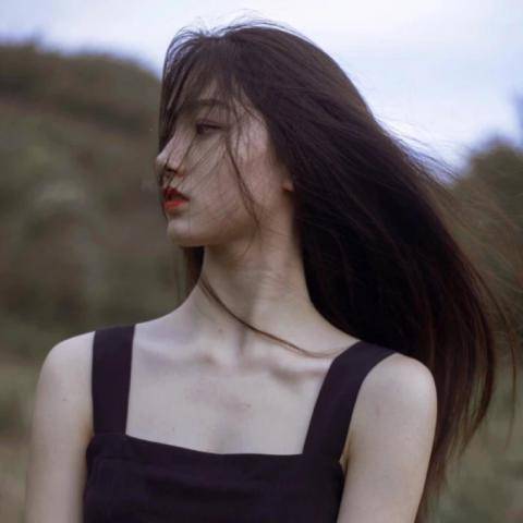 麻纱|白裤子的失落爱情