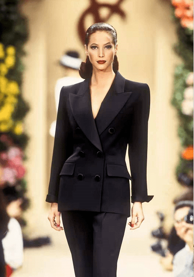 高定|跟着YSL高定学西装搭配准没错!收腰剪裁经典大气,让优雅融进生活