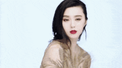 廓形|女人身材再好颜值再高，穿大衣也要避开这三点，否则显胖又没气质