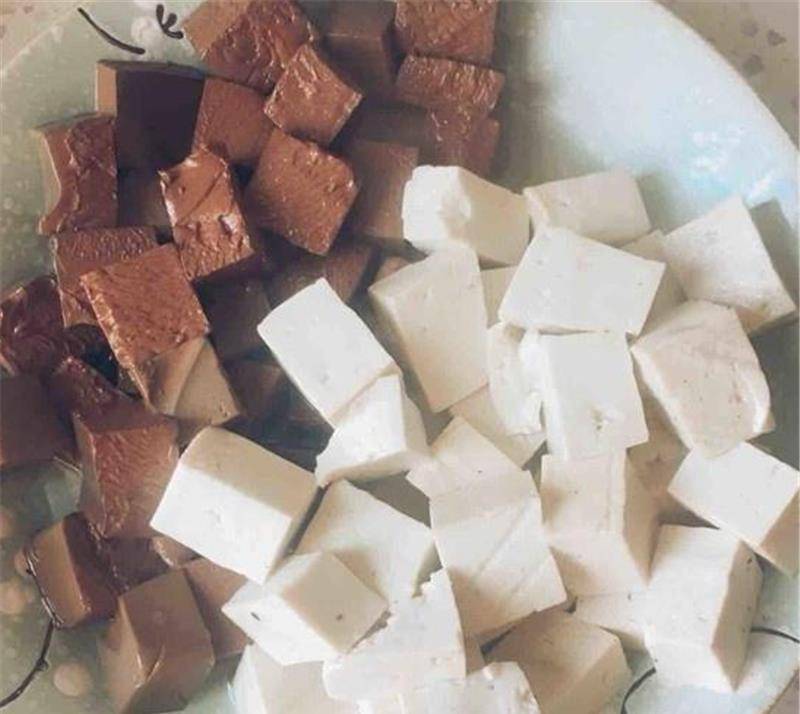 什么|鸭血就爱这样做,鲜嫩有弹性,馋的流口水,全家都爱吃