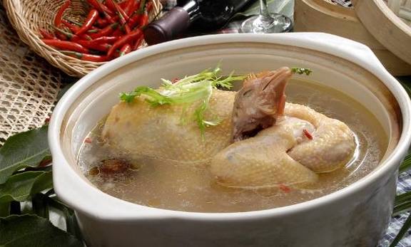 补充|“吃鸡”成坐月子的王者，不过鸡可不能乱吃，公鸡母鸡差别很大