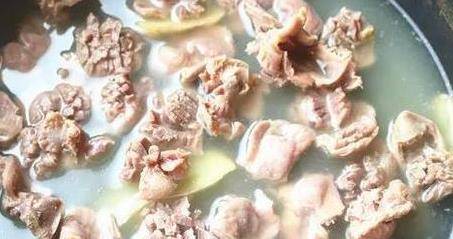 什么菜用到蒜蓉 d70b8697dd7c4f3ca814082e3a61aee7.jpeg