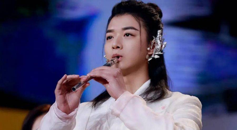 什么|以如今“流量、饭圈”化的娱乐圈内,真的会有所谓的好人?