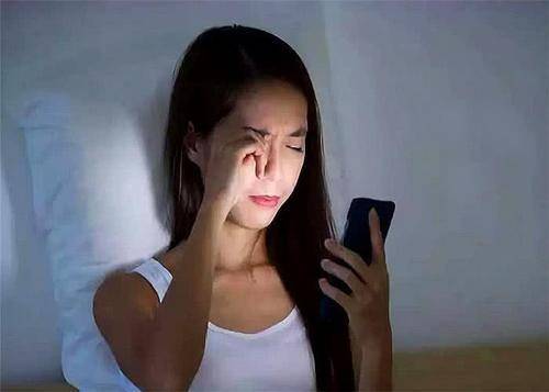 何雯|女人这么做，养出“初恋脸”，惹人羡慕，其实不难，你做也可以