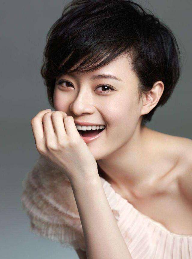 发型|女生自以为好看的4种发型，其实都是“踩雷”款，直男大多都反感