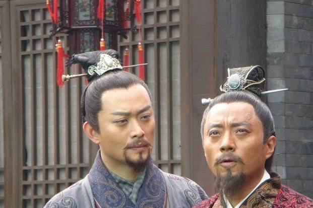 梁山好汉108将 有一位是朝廷 卧底 看他的名字就明白了 宋江