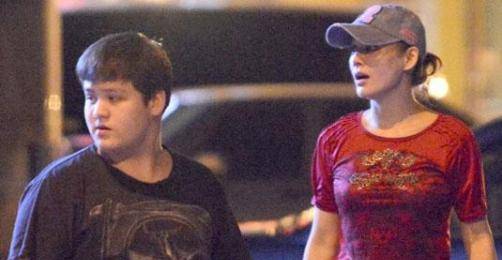 保罗|两婚两离的宁静：如今再次翻红后，就要横扫半个娱乐圈？霸气